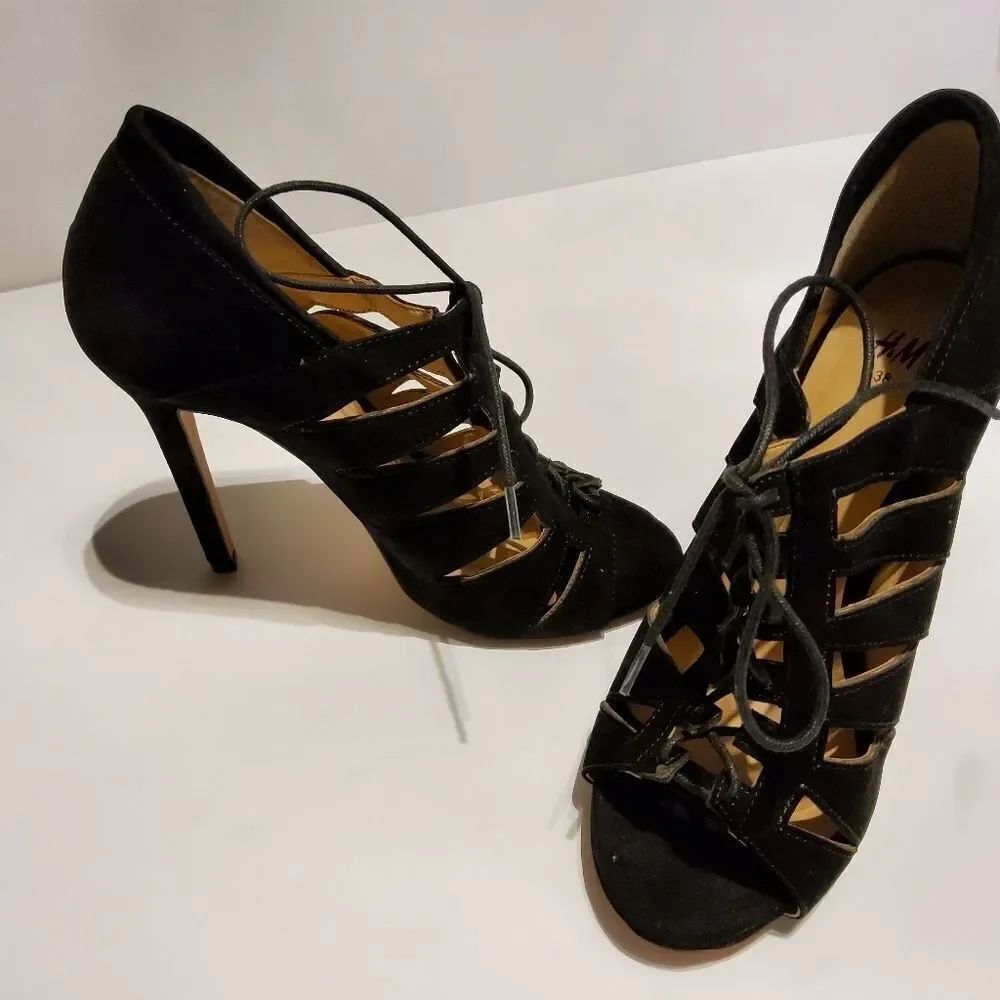 WOMEN'S H&M LACE-UP CLOSURE SHOES - Picture 12 of 16